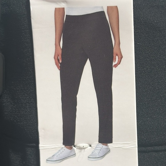 NWT Mondetta lined tailored pant. - Picture 5 of 10